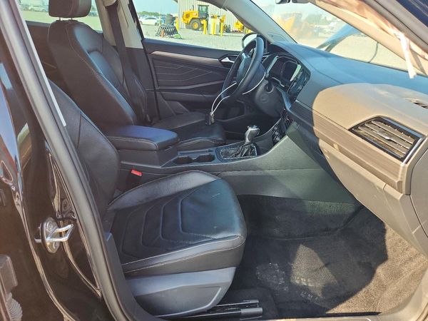 2022 VOLKSWAGEN JETTA SEL