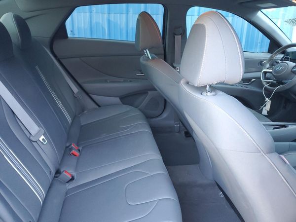 2021 HYUNDAI ELANTRA