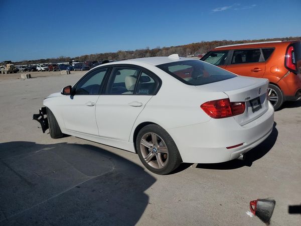 2015 BMW 320