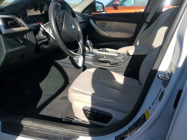 2015 BMW 320