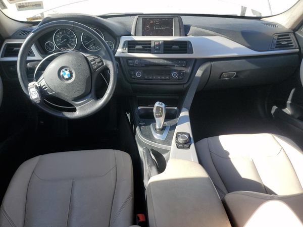 2015 BMW 320