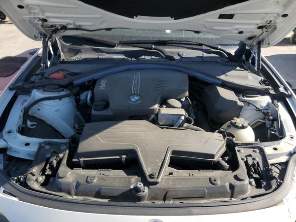 2015 BMW 320