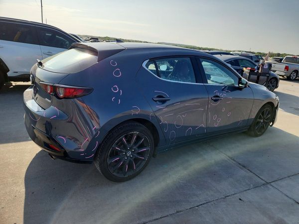 2021 MAZDA 3