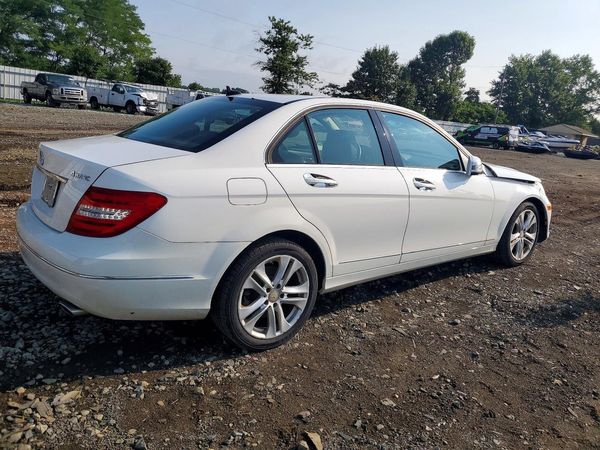 2013 MERCEDES-BENZ C C300