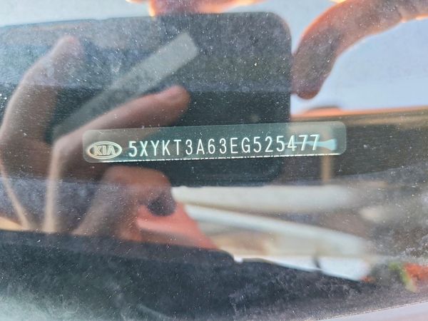 2014 KIA SORENTO Base/ LX