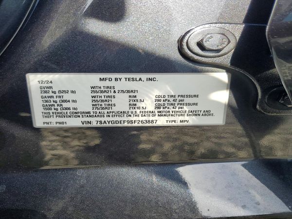 2025 TESLA MODEL Y