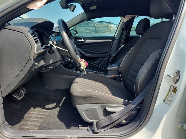 2023 VOLKSWAGEN JETTA Sport
