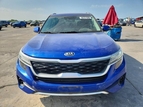 2021 KIA SELTOS S