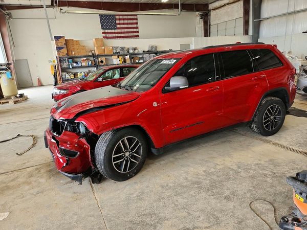 2017 JEEP GRAND CHEROKEE TRAILHAWK 4X4