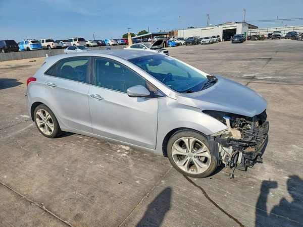 2015 HYUNDAI ELANTRA GLS(Middle grade)
