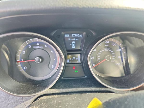 2015 HYUNDAI ELANTRA GLS(Middle grade)