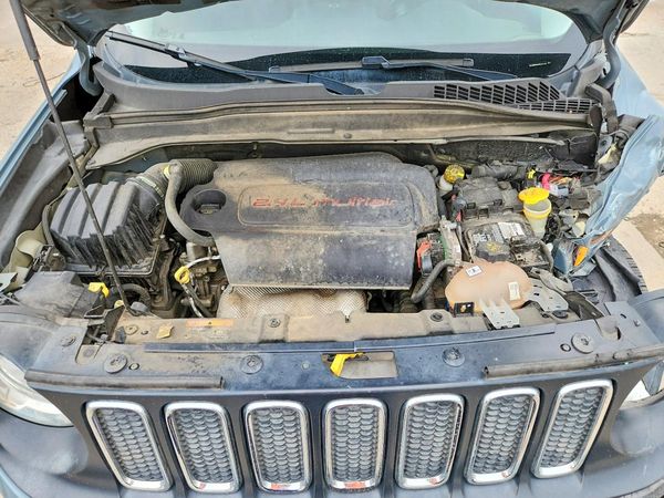 2017 JEEP RENEGADE LATITUDE 4X4