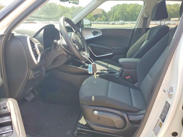 2025 KIA SOUL LX, S