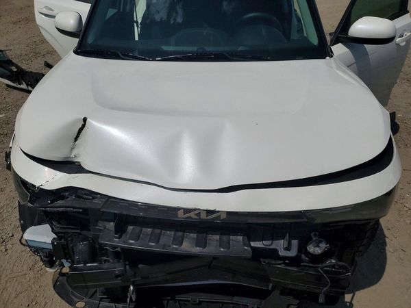 2025 KIA SOUL LX, S