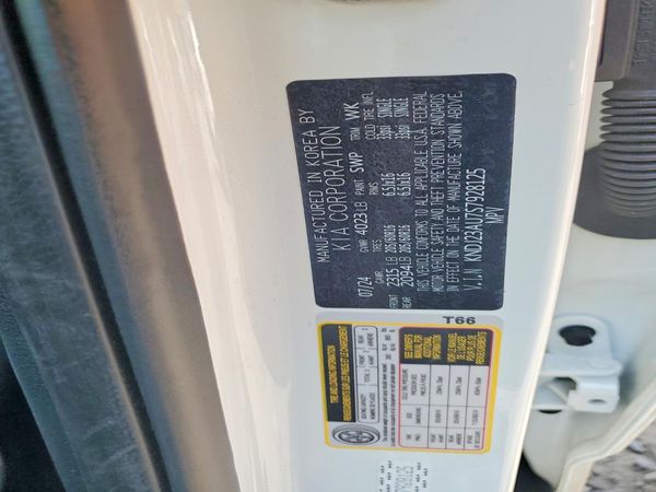 2025 KIA SOUL LX, S