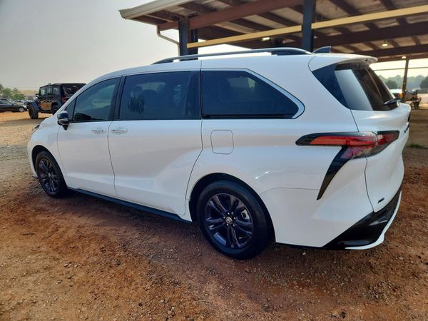 2024 TOYOTA SIENNA Others