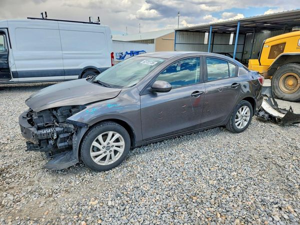 2013 MAZDA 3 Touring/GS