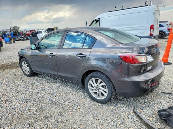 2013 MAZDA 3 Touring/GS