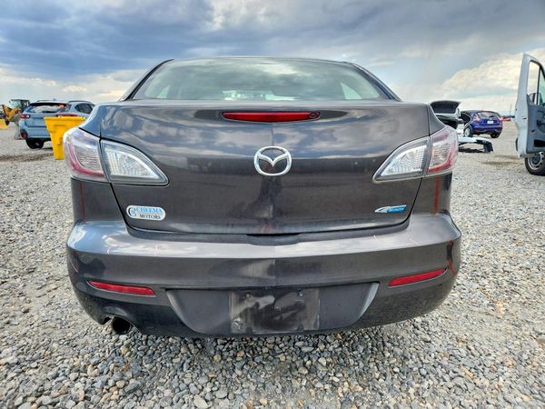 2013 MAZDA 3 Touring/GS