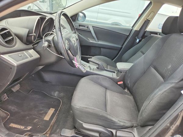 2013 MAZDA 3 Touring/GS