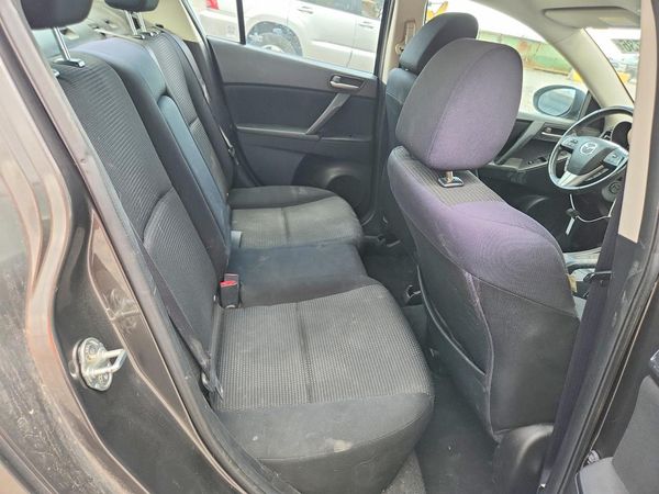 2013 MAZDA 3 Touring/GS