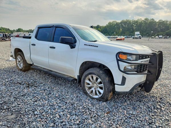 2020 CHEVROLET SILVERADO Custom — Passenger 3/4