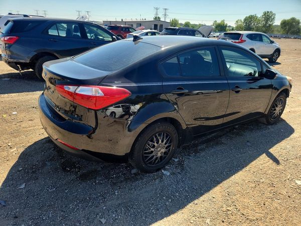 2016 KIA FORTE