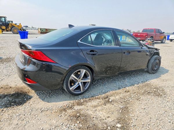 2018 LEXUS IS 300