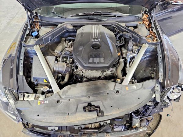 2021 KIA STINGER Base