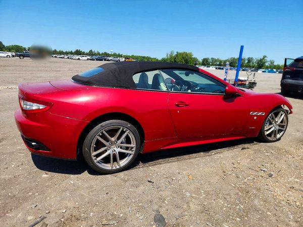 2017 MASERATI GRANTURISMO