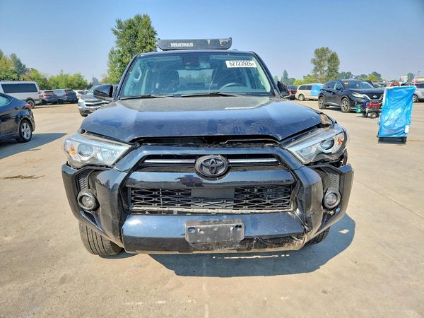 2022 TOYOTA 4RUNNER SR5 Trail Edition