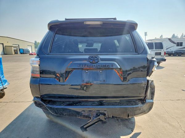 2022 TOYOTA 4RUNNER SR5 Trail Edition