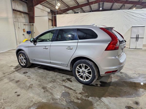 2015 VOLVO XC60
