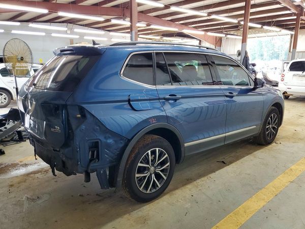 2018 VOLKSWAGEN TIGUAN SE, 4Motion SEL