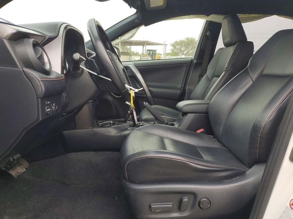2016 TOYOTA RAV4 SE (S Grade)