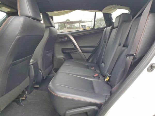 2016 TOYOTA RAV4 SE (S Grade)