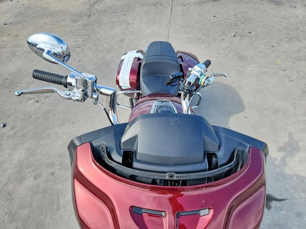 2023 INDIAN MOTORCYCLE CO. CHALLENGER — AFTR