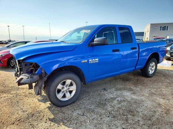 2017 RAM 1500 ST QUAD CAB 4X4