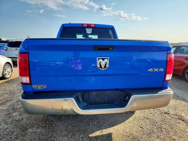 2017 RAM 1500 ST QUAD CAB 4X4