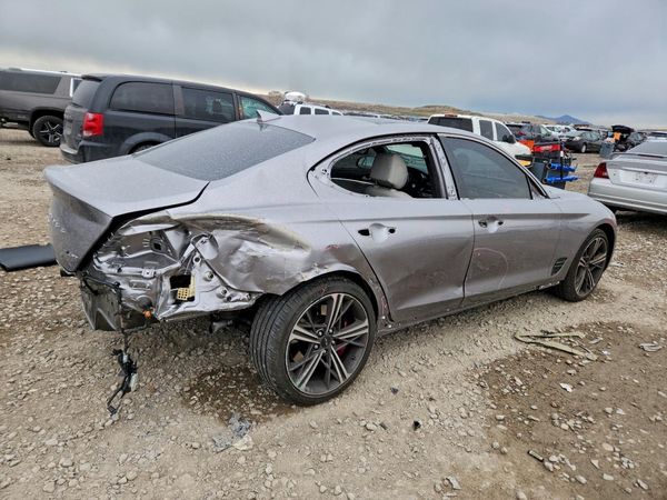 2025 GENESIS G70