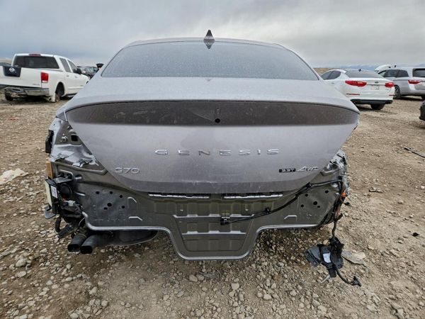 2025 GENESIS G70