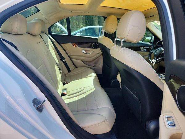 2017 MERCEDES-BENZ C C300d-4M