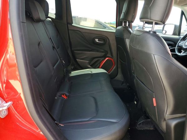 2015 JEEP RENEGADE TRAILHAWK 4X4
