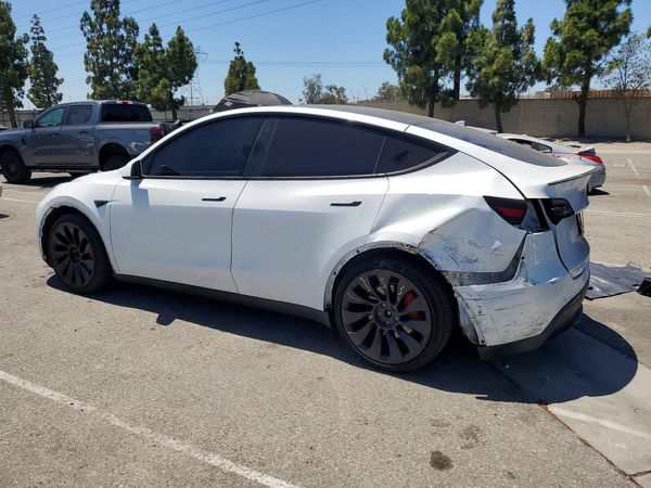 2022 TESLA MODEL Y