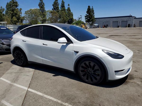 2022 TESLA MODEL Y