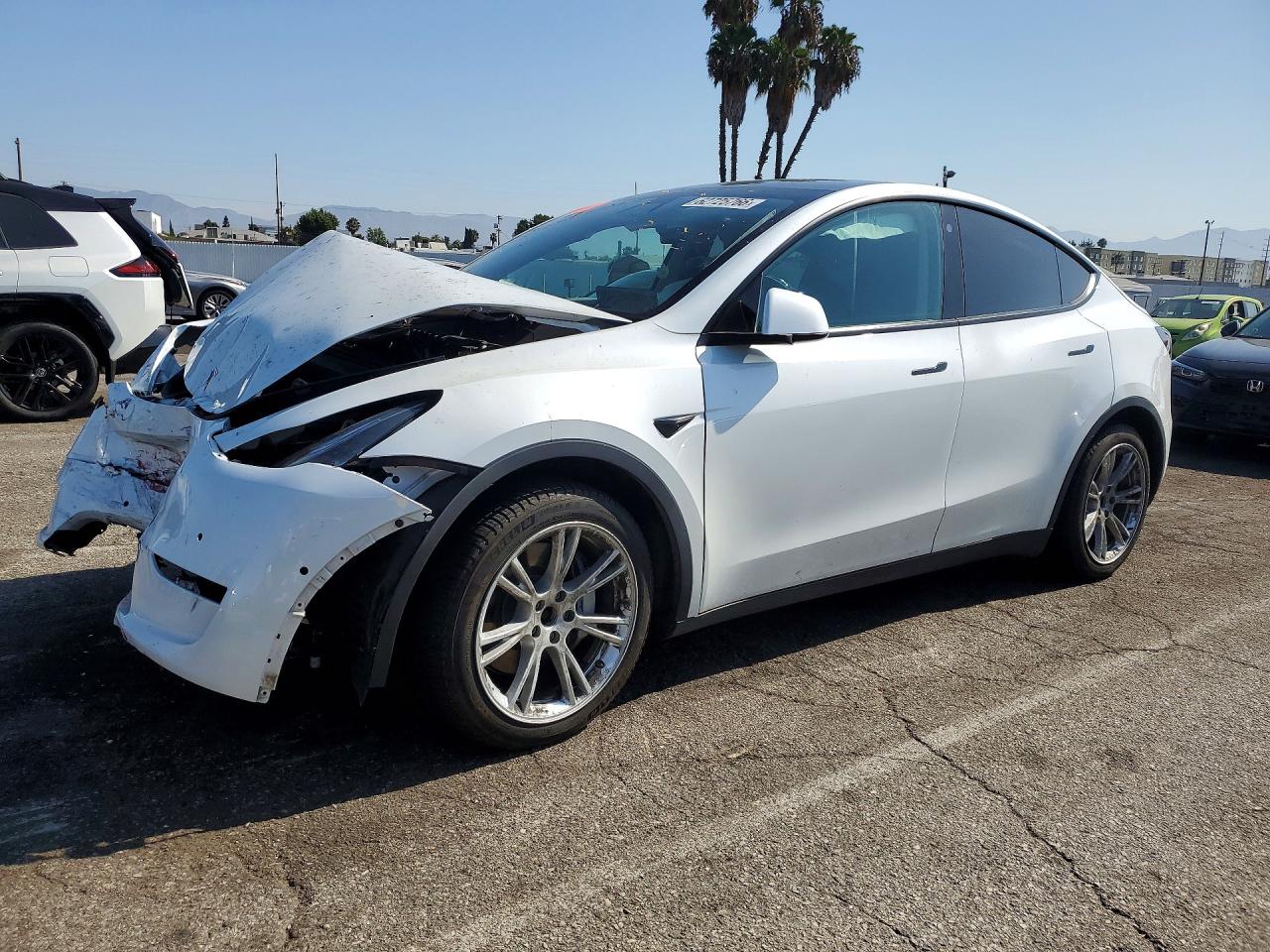 2021 TESLA MODEL Y — Front 3/4