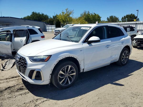 2022 AUDI Q5