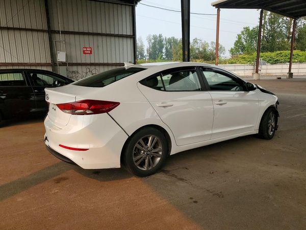 2018 HYUNDAI ELANTRA