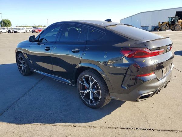 2022 BMW X6 M50i