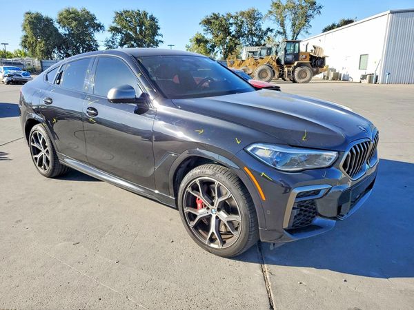 2022 BMW X6 M50i